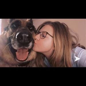 Meet your Posher, Josie